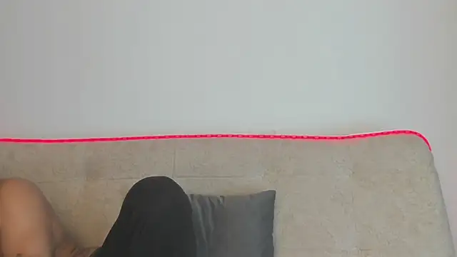 Snapshot of _Alex_Colton chatting on April 7, 10:09 pm Alex Colton online show from April 7, 10:09 pm