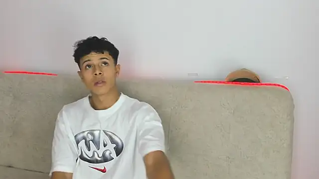 Snapshot of _Alex_Colton chatting on April 13, 10:04 pm Alex Colton online show from April 13, 10:04 pm