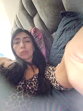 Snapshot of Mia_Davis__ chatting on March 1, 12:34 am Mia Davis online show from March 1, 12:34 am