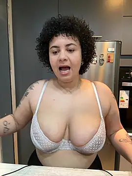 BabyChanntal online show from February 17, 2:35 pm