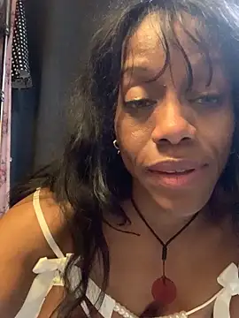 Snapshot of NatalieGainer_goodies chatting on February 24, 6:33 am NatalieGainer goodies online show from February 24, 6:33 am