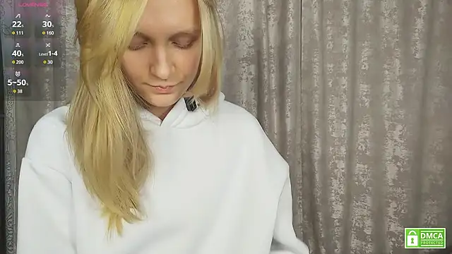 Snapshot of Alex-wer chatting on February 2, 11:31 am Alex-wer online show from February 2, 11:31 am