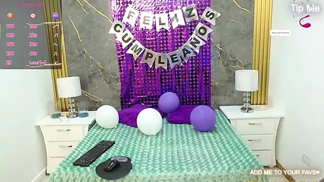 JORDAN MOOR online show from February 27, 7:58 pm