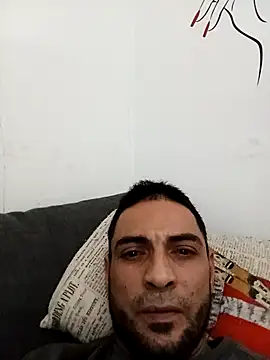 yoahotpetrafiery online show from February 9, 1:59 pm