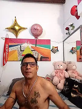 yoahotpetrafiery online show from March 19, 11:09 pm