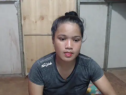 yummydelitex online show from March 2, 8:32 am