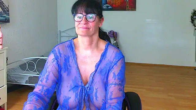 Sylly online show from March 27, 10:04 am