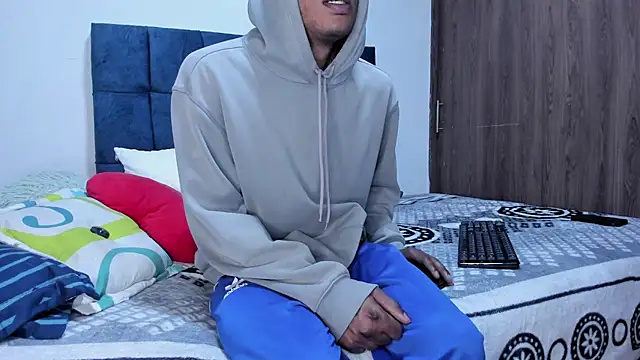 panther 333 online show from February 4, 11:16 am