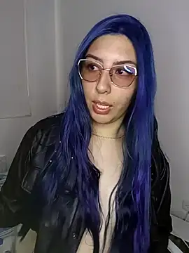 Snapshot of Nikolth_4 chatting on February 23, 8:06 pm Nikolth 4 online show from February 23, 8:06 pm