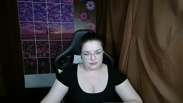 Teasing Dora online show from May 29, 2:09 am