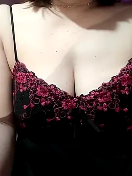 Ladyly99 online show from April 14, 3:51 pm