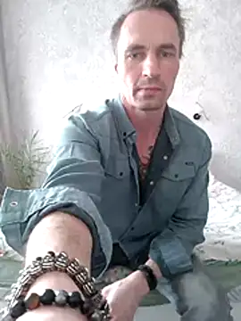 Wargunex online show from April 11, 4:11 pm