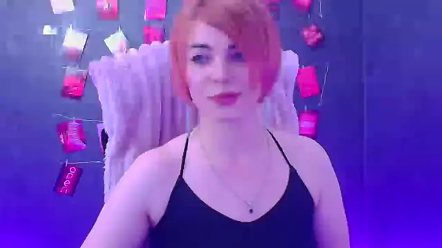 Snapshot of CuttieEmma chatting on March 27, 6:51 pm CuttieEmma online show from March 27, 6:51 pm