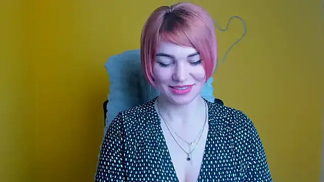 Snapshot of CuttieEmma chatting on March 29, 11:38 pm CuttieEmma online show from March 29, 11:38 pm