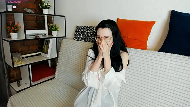 CosmicGleam online show from March 19, 9:08 pm