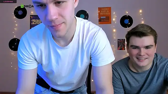 Snapshot of neo_raze chatting on February 28, 7:48 pm neo raze online show from February 28, 7:48 pm