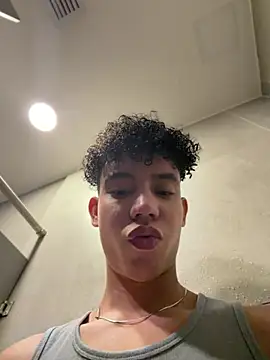 Snapshot of yoursexyjose chatting on July 2, 7:09 pm yoursexyjose online show from July 2, 7:09 pm