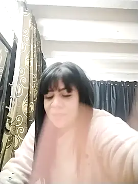 Snapshot of Luna_bigtitss777 chatting on February 3, 2:53 am Luna bigtitss777 online show from February 3, 2:53 am