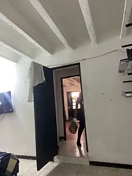 Snapshot of Luna_bigtitss777 chatting on February 27, 6:41 pm Luna bigtitss777 online show from February 27, 6:41 pm