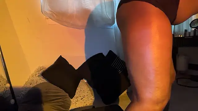 SunniSoles99 online show from March 19, 12:42 pm