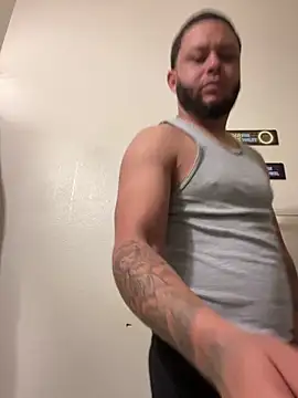 Tu PaPi Favorito online show from February 18, 10:33 am