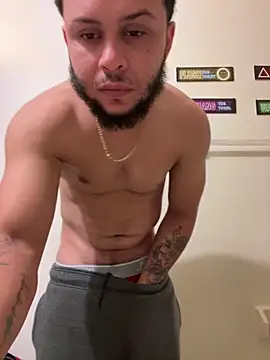 Tu PaPi Favorito online show from February 24, 3:15 am