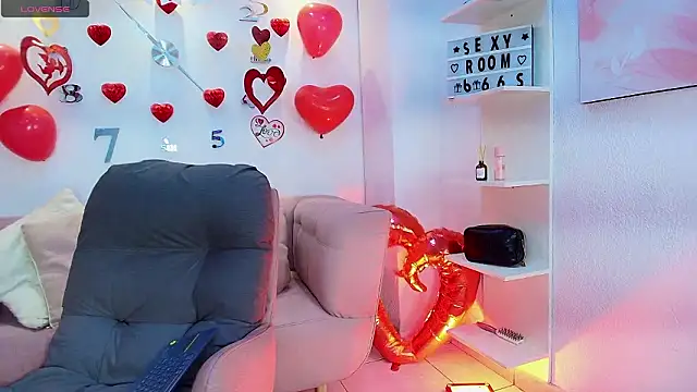 Luna Millers online show from February 22, 12:58 pm