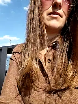 Snapshot of Alexdevil92 chatting on March 17, 1:47 pm Alexdevil92 online show from March 17, 1:47 pm