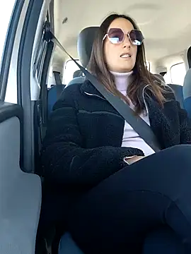 Snapshot of Alexdevil92 chatting on March 27, 9:53 am Alexdevil92 online show from March 27, 9:53 am