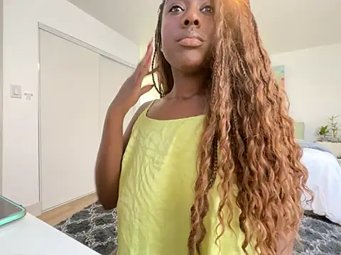 Snapshot of Anadia_Starr chatting on February 2, 11:36 pm Anadia Starr online show from February 2, 11:36 pm