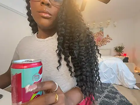 Snapshot of Anadia_Starr chatting on February 22, 1:07 am Anadia Starr online show from February 22, 1:07 am