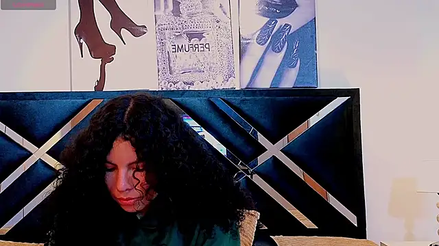 Zoe-yanin online show from April 16, 6:52 pm