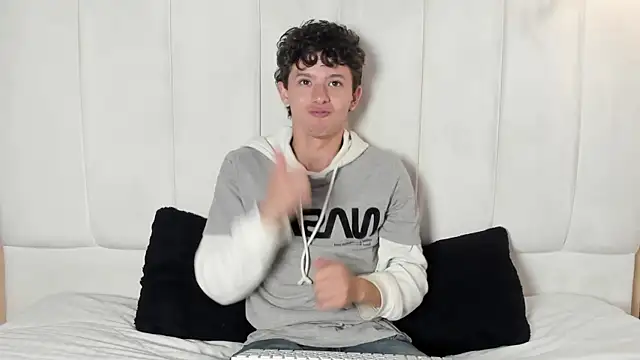 David Roy  online show from February 18, 12:45 pm