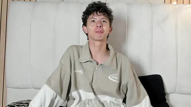 David Roy  online show from February 20, 12:27 pm