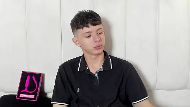 David Roy  online show from February 26, 1:32 pm