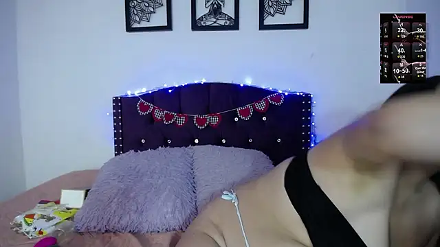 Snapshot of sienna_rose_pym chatting on March 18, 12:08 pm sienna rose pym online show from March 18, 12:08 pm