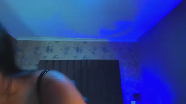 sophiegriffin online show from April 22, 11:56 am