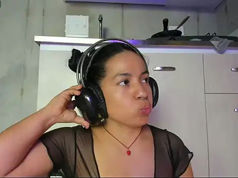 chiarafustox online show from July 16, 9:43 pm