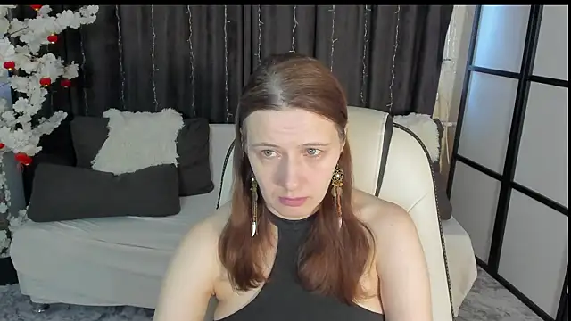 Snapshot of Kathrine_Meyer chatting on March 12, 2:07 am Kathrine Meyer online show from March 12, 2:07 am