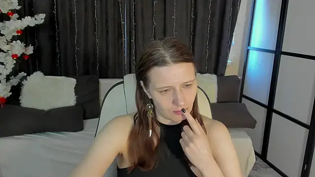 Snapshot of Kathrine_Meyer chatting on April 2, 2:09 am Kathrine Meyer online show from April 2, 2:09 am