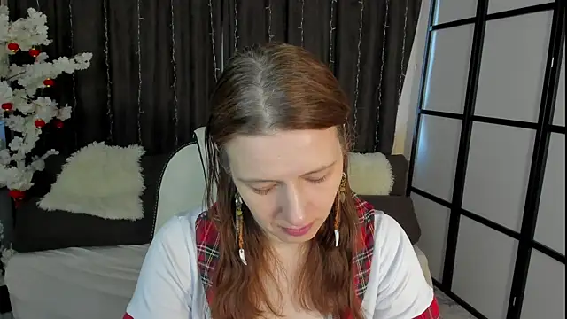 Snapshot of Kathrine_Meyer chatting on April 15, 2:18 am Kathrine Meyer online show from April 15, 2:18 am