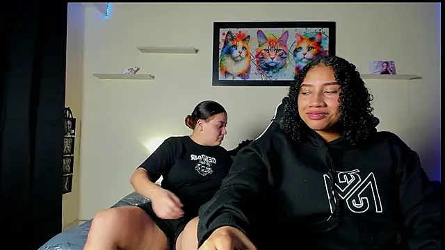 Snapshot of meredit_cris23 chatting on February 13, 2:29 am meredit cris23 online show from February 13, 2:29 am