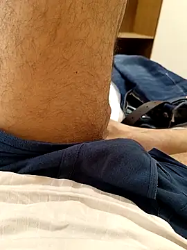 Snapshot of Romantic_rakesh_12 chatting on February 10, 8:40 am Romantic rakesh 12 online show from February 10, 8:40 am