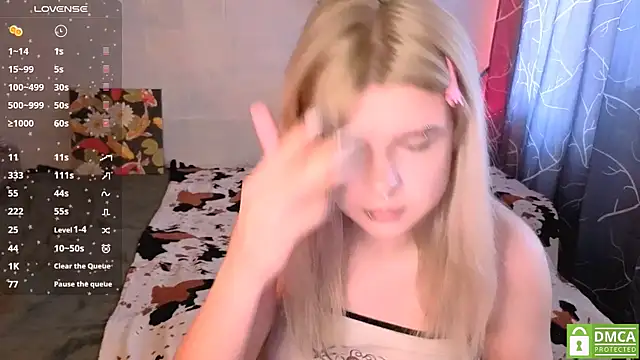 Snapshot of MoonlightGrace chatting on April 2, 12:25 pm MoonlightGrace online show from April 2, 12:25 pm