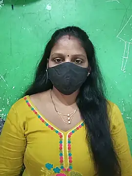 Snapshot of Parul-009 chatting on June 6, 5:01 am Parul-009 online show from June 6, 5:01 am