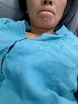 Baby-loveass69 online show from February 1, 5:50 am