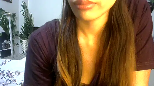 Snapshot of call_me_babyy chatting on March 27, 5:34 pm call me babyy online show from March 27, 5:34 pm