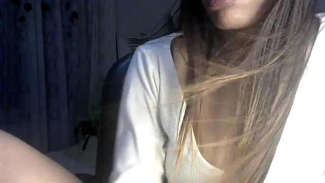 Snapshot of call_me_babyy chatting on July 9, 4:44 pm call me babyy online show from July 9, 4:44 pm