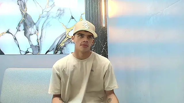 Snapshot of samuel_wyatt chatting on February 5, 12:32 pm samuel wyatt online show from February 5, 12:32 pm