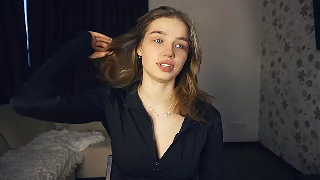 Snapshot of EarthaStinett chatting on February 9, 12:31 pm EarthaStinett online show from February 9, 12:31 pm